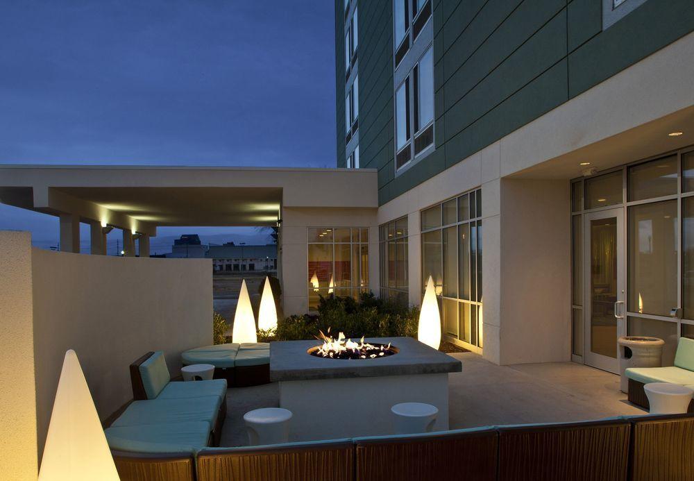 Springhill By Marriott Downtown Hotel